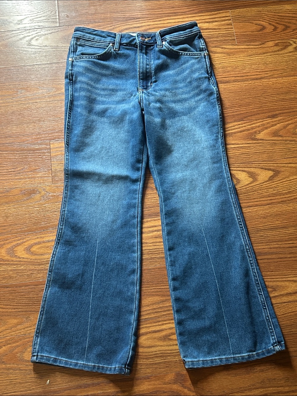 Wrangler Barbie Denim Daydreams Pink Patch Classic High-Rise Blue Flare Jeans 29